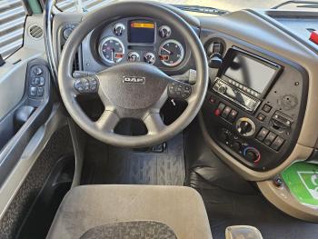 DAF XF 105.460 6X2 / HIAB 37 t/m CRANE / KRAN